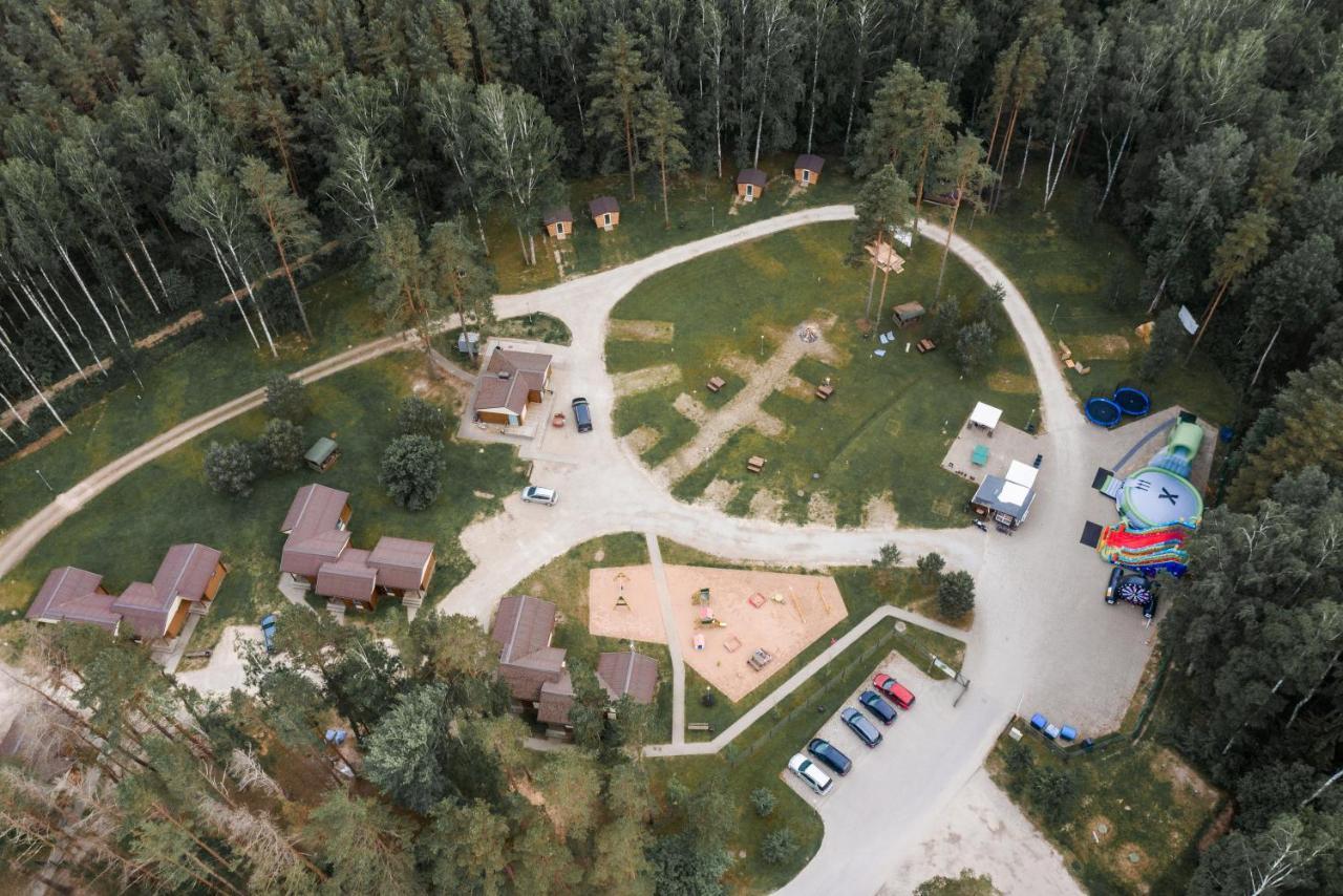 Camping & Camper Place Pasvalys Exteriör bild