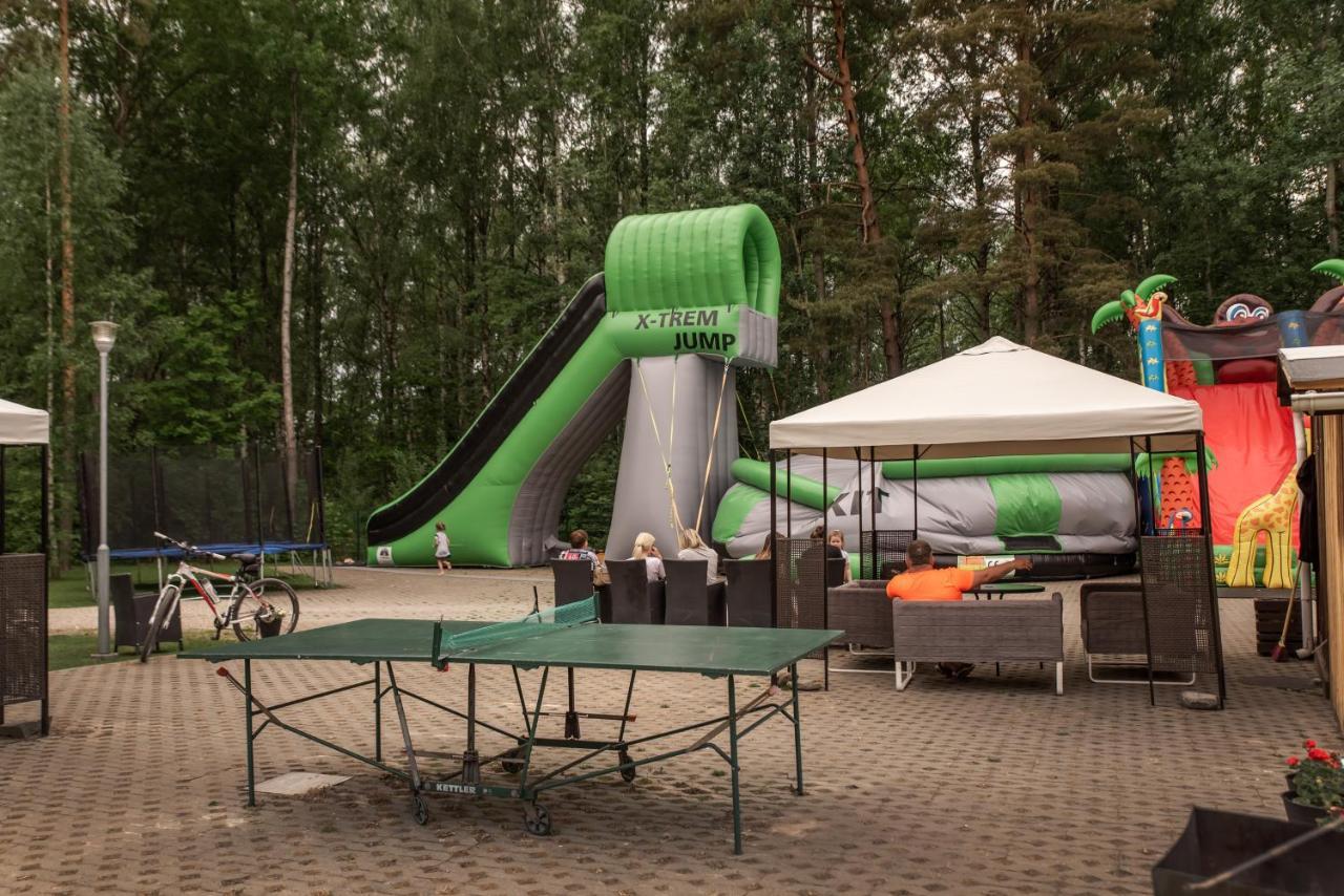 Camping & Camper Place Pasvalys Exteriör bild