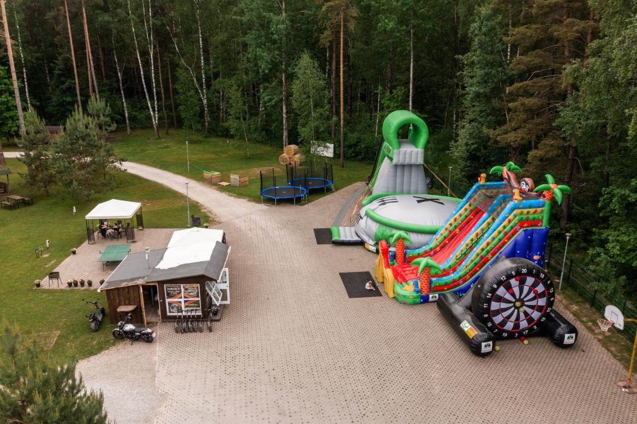 Camping & Camper Place Pasvalys Exteriör bild