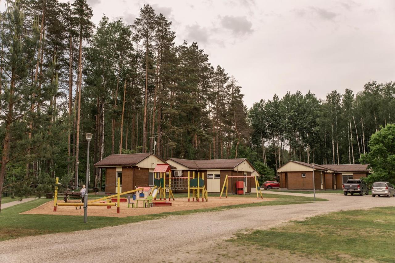Camping & Camper Place Pasvalys Exteriör bild